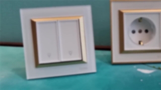 کلید و پریز ویرا مدل ویرا پرو سفید زه سفید