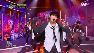 اجرای آهنگ Future Perfect (Pass the Mic) انهایپن در MCountdown