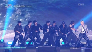 اجرای Walking on water از استری کیدز [ 2024 music bank GFJ ]