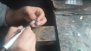 آموزش ساخت انگشتر نقره دست ساز نگین دار