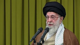 14031002: دیدار مداحان اهل‌بیت علیهم‌السلام با رهبر انقلاب