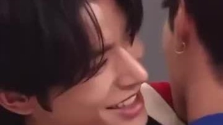 منم ازین بغلا می خوام.........