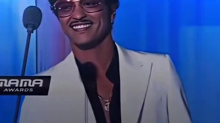 کامسامنیدااااااااا...:خنده: