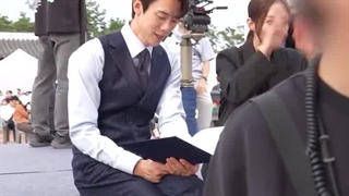 پشت صحنه وقتی تلفن زنگ میزند^^^