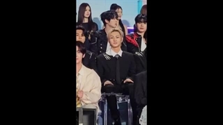 اینم یک فنکم دیگه از انجین خوشانس که امروز اونجا بوده عررررررر