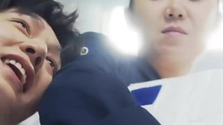 اگه مین‌هو تو زندگیای قبلیش اینقدر به پولش نمی‌نازید و الکی بذل و بخشش نمیکرد ، الان تو این وضعیت نبود !