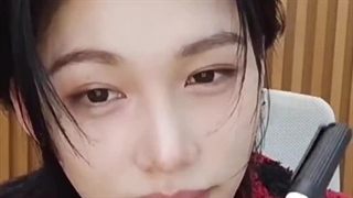 &:تو نصف استرالیایی‌ هستی نصف دیگه‌ مالِ من به نظرمیای لیکس: واو چی؟ عجب روشی این خیلی غیرمنتظره خوب بود این یکی رو دوست داشتم.