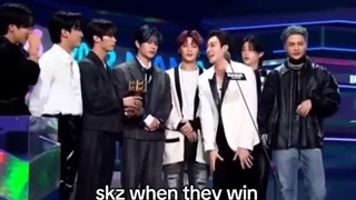 وقتی اسکیز یه جایزه خفن برنده میشنVS وقتی سنگ کاغذ قیچی رو میبیرن که ظرف نشورن!!!! ادم میمونه چی بگه!!!