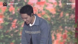 اجرای جدید آهنگ Small Girl از دی او و لی یونگجی در مراسم جوایز KGMA 2024