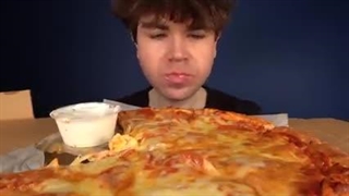 اسمر فود/MagicMikeyEats