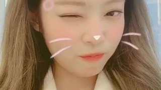 به نظرت جنی شبیه یه خرس‌ گوگولیه ؟ اگه موافقی این کلیپ رو نگاه کنید 