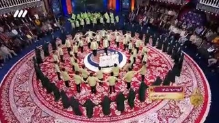 اجرای دیدنی گروه "ری نوا" در حسینیه معلی