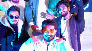 آهنگ من به خوشکلی تورو ندیدم ندیدم ندیدم " رضا یونسی "