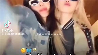 عادت جالب لیسا، رزی، جنی، جیسو