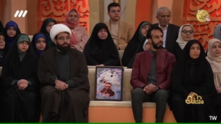 خانواده شهید مدافع حرم حسین رضایی در برنامه قرآنی محفل - حلب سوریه