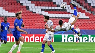 سوپرگل قیچی برگردان مهدی طارمی به چلسی