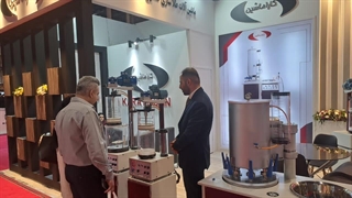 مسترکیلومتر در گفتگو با شاهرخ درویش مدیرعامل شرکت کاراماشین در نهمین نمایشگاه طلا و جواهر مشهد