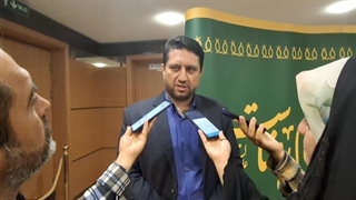 گفتگو با کلاهدوز در حاشیه نشست خبری ستاد مردمی برگزاری اجتماع بزرگ امام رضایی‌ها در سالن همایشهای برج میلاد تهران