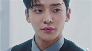 من غشTT یکیم نداریم اینجوری نگامون کنه :)