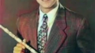 تکنوازیِ جادوییِ نیِ استاد حسن کسایی به همراهِ تمبکِ جهانگیرِ ملک رادیو ایران ۱۳۳۴