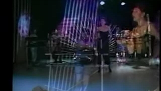 Nooshafarin-Cheshm Siah نوش آفرین - چشم سیاه