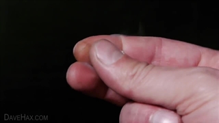 اجرای شعبده تولید دود از دست