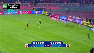 ضربه پنالتی امیرحسین حسین زاده به تیر دروازه برخورد کرد