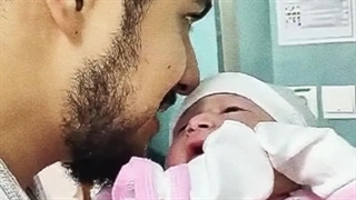 اذان گفتن در گوش دخترم زیباترین تجربه زندگیم! | زین الله امینی