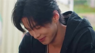 اما خنده های جین جائو(((((: ♡☆