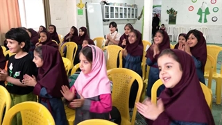 جشن شکوفه ها در دبستان دولتی دخترانه بعثت با حضور افتخاری خاله رزیتا "برترین مجری کودک ایران"