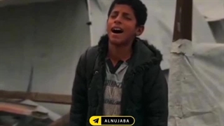 اذان نوجوان غزه ای در کنار چادرها و مناطق بمباران شده توسط صهیونیست ها