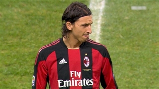 گل‌ها و حرکات تحقیر آمیز زلاتان ابراهیموویچ