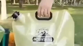 گالن آب تاشو شیردار 8 لیتری