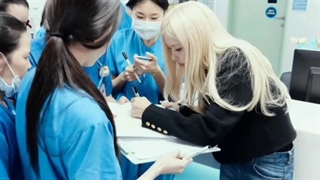 آپدیت اینستاگرام | رزی لبخند های زیادی داشتم و اشک های زیادی هم ریختم که فقط دوستام دیدنشون ادامه کپشن