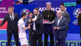 لحظه اهدای جام قهرمانی فوتسال آسیا 2026 به تیم ملی ایران