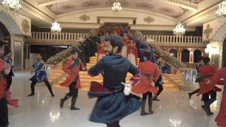 رقص آذری فوق العاده از گروه آیلان به سرپرستی توحید حاجی بابایی با همراهی دفنوازی گروه آوا