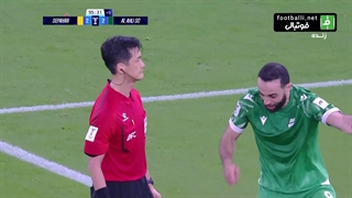 خوش شانسی سپاهان در اعلام نشدن پنالتی در دقیقه 100 به سود الاهلی قطر