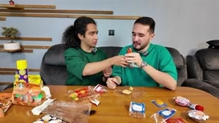 عجیب و باحال‌ترین خوراکی‌های دنیا رو خوردیم، چرا مارمولک آخه؟ (کام تا لام)