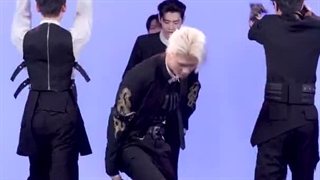 اجرای Bad desire انهایپن