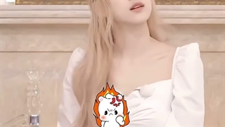 شباهت اون دوتا مجسمه :تعجب: