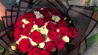 راجب گلای مورد علاقتون صحبت کنین...اسمشون؟_موقتی